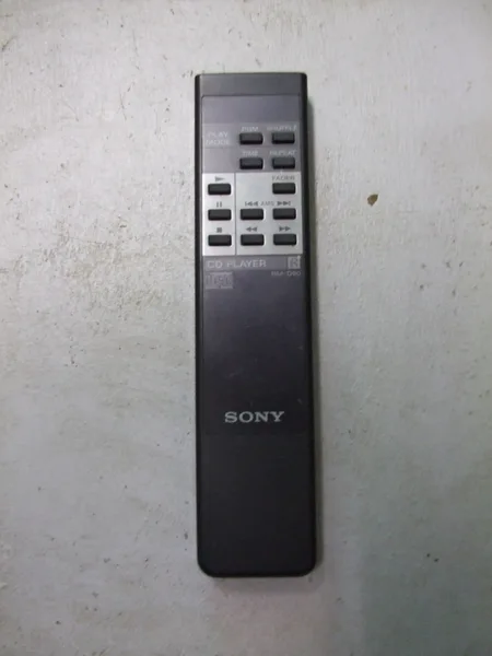 Sony RM-D90